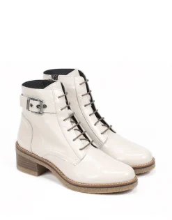 LUCERO D8686