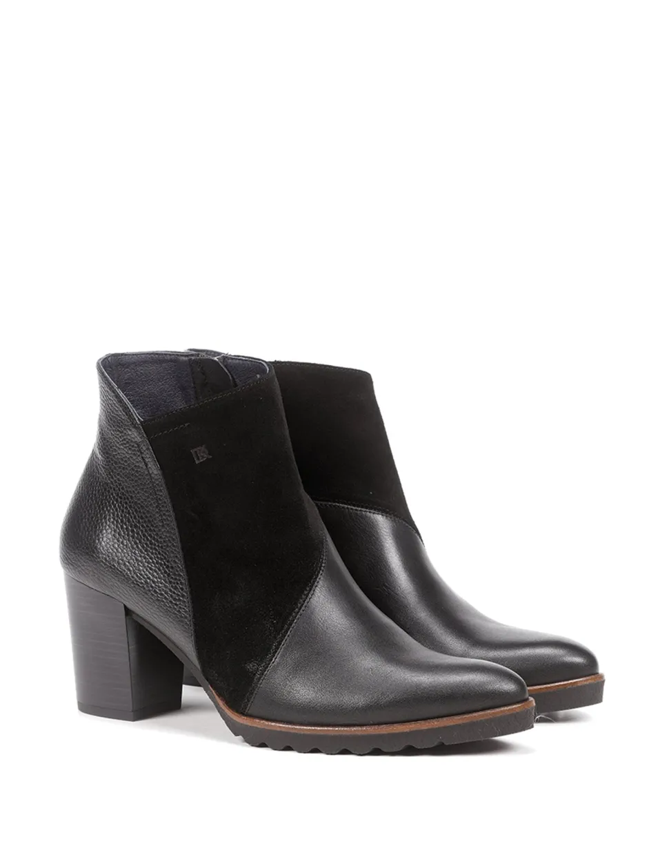 THAIS D8594