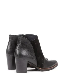 THAIS D8594