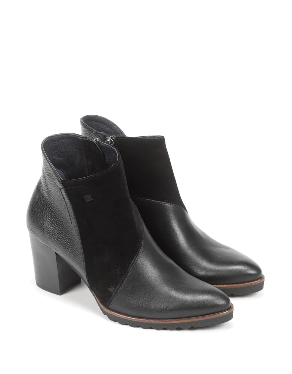 THAIS D8594